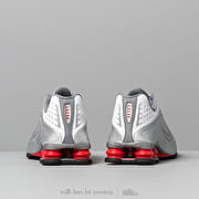 Men's r4 nike shox online