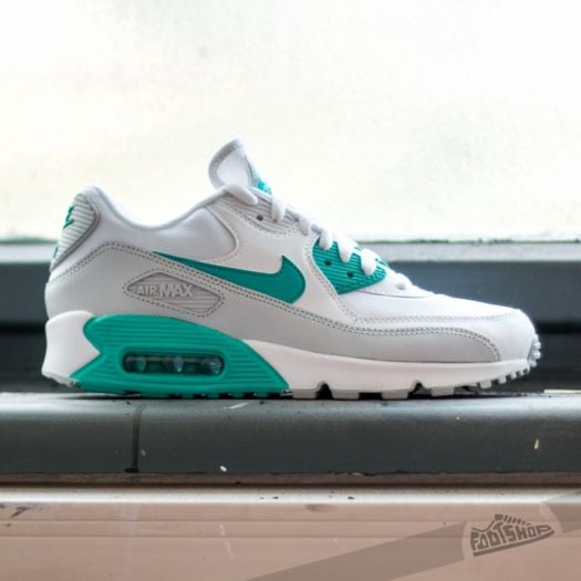 Wmns Nike Air Max 90 Essential