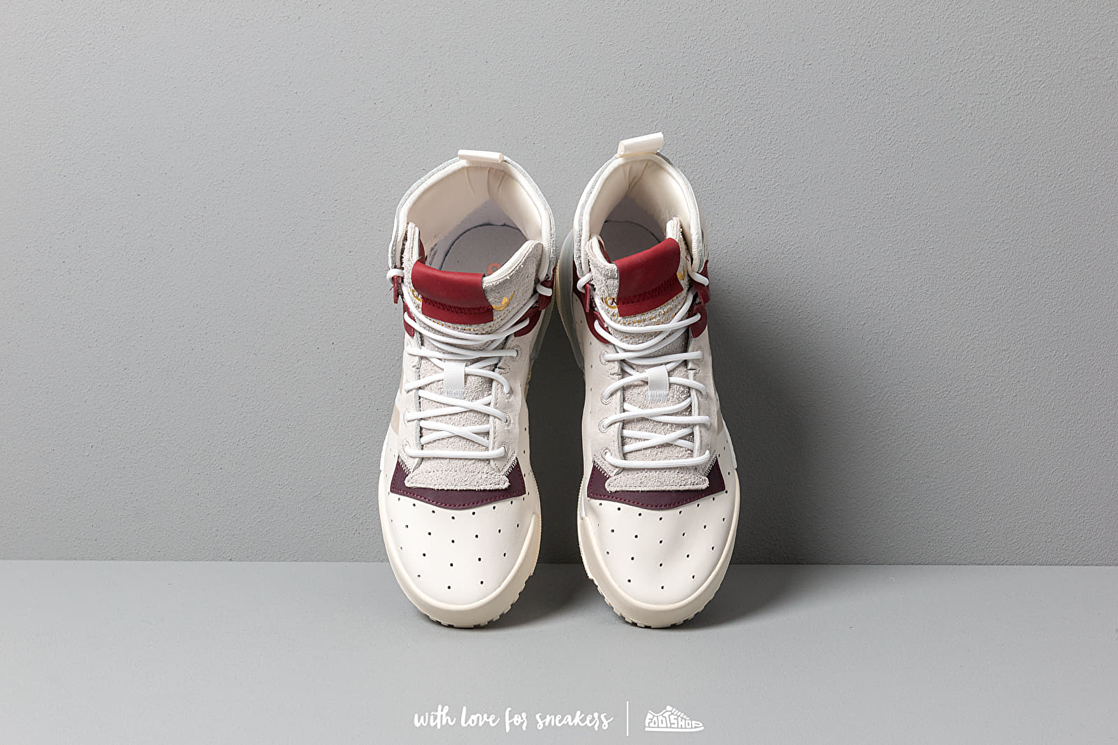 Încălțăminte și sneakerși pentru bărbați adidas Rivalry RM Cloud White/ Crystal White/ Core White
