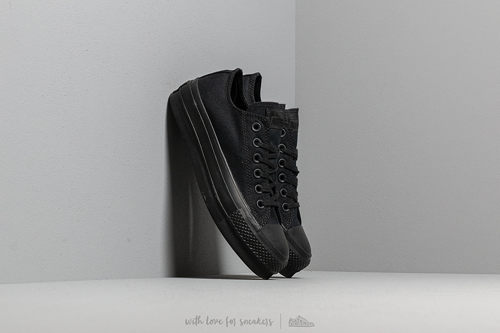 Női cipők Converse Chuck Taylor All Star Lift Black/ Black/ Black