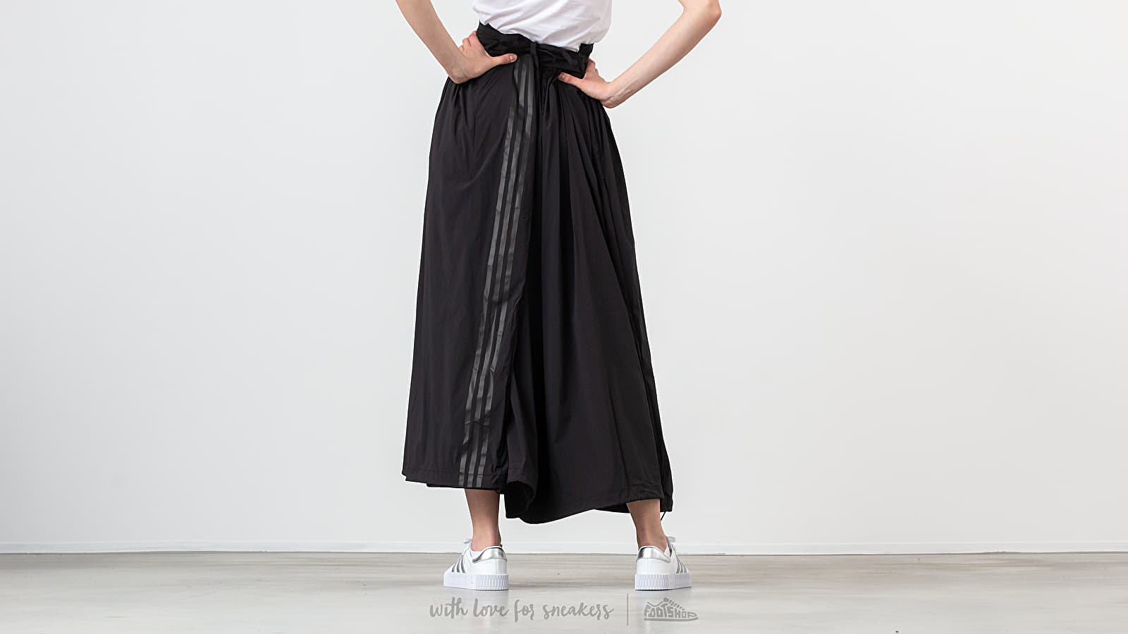 Skirts Y-3 Nylon Parachute Skirt Black