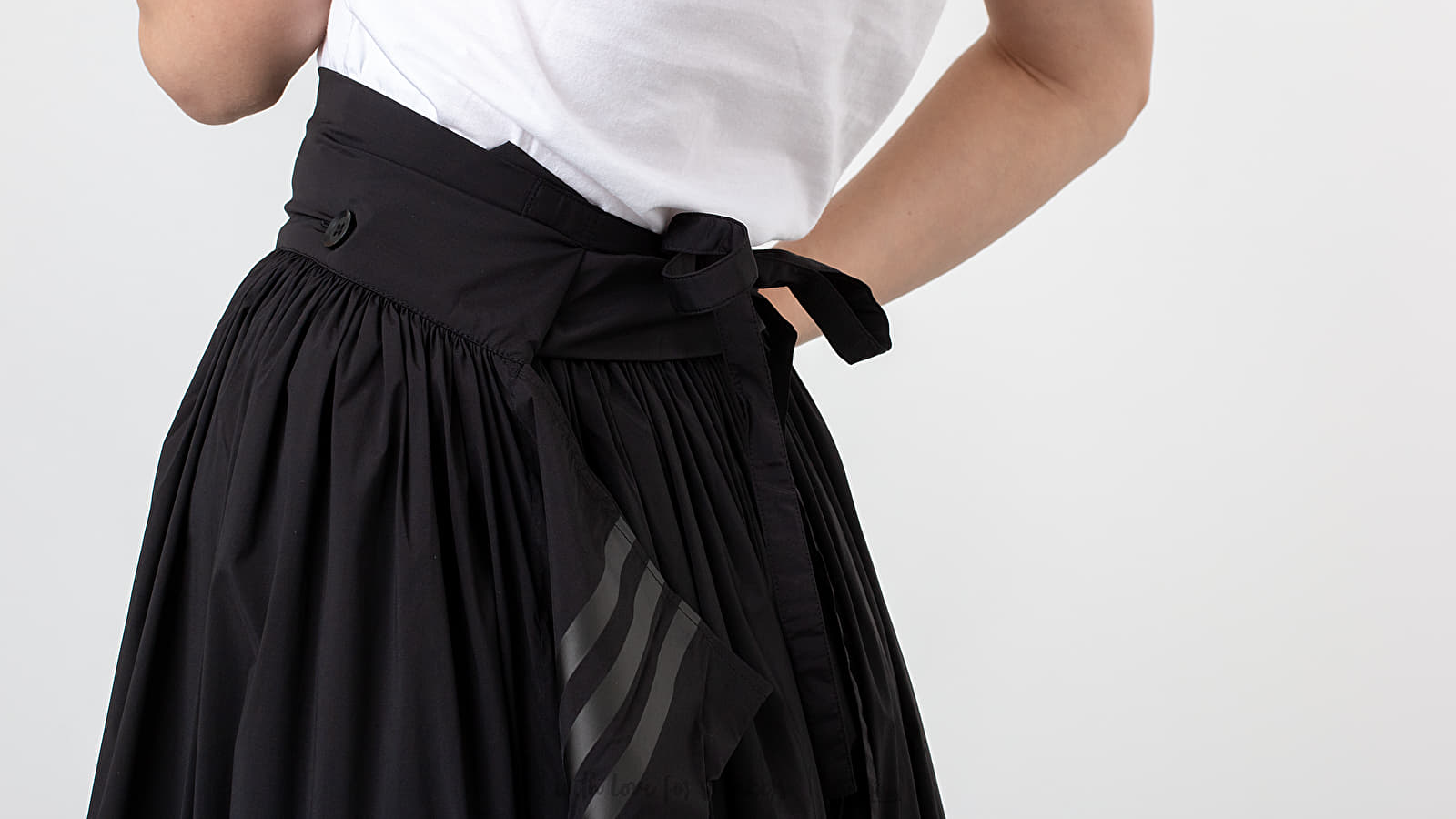 Skirts Y-3 Nylon Parachute Skirt Black | Footshop