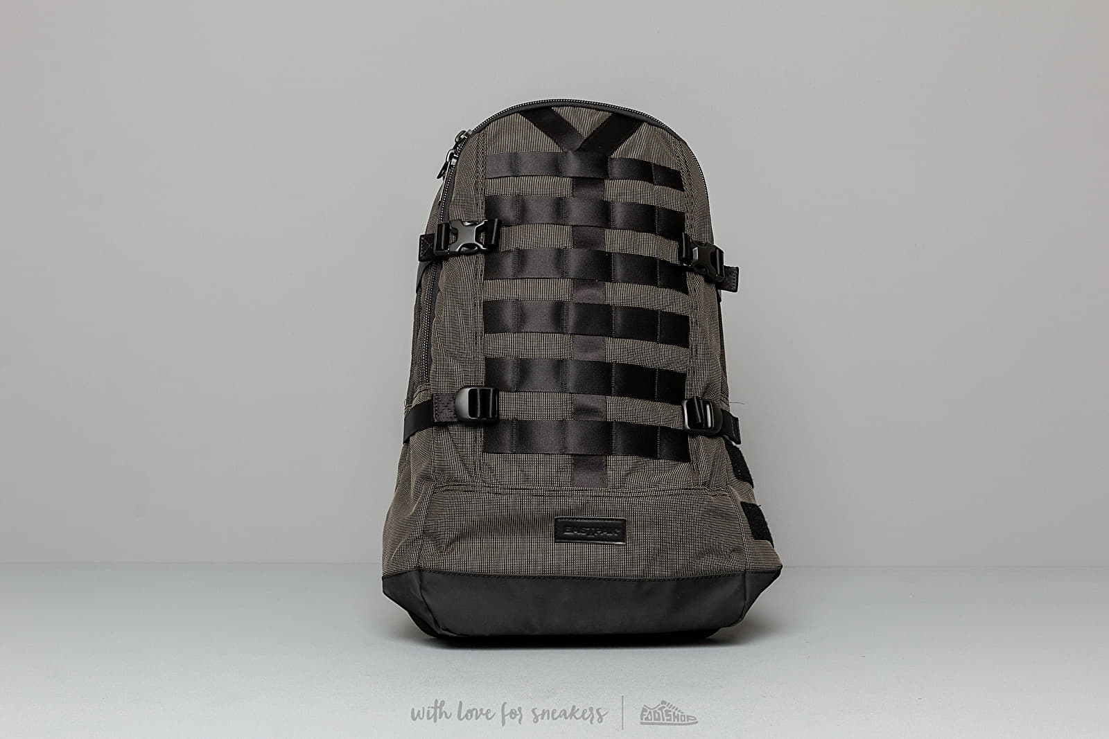 Eastpak floid top tact black