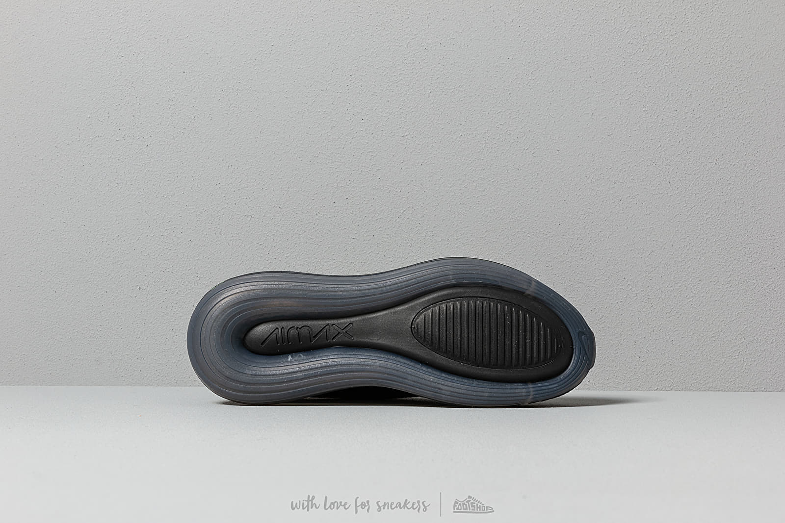 Nike air max on sale 720 og silver/black/metallic