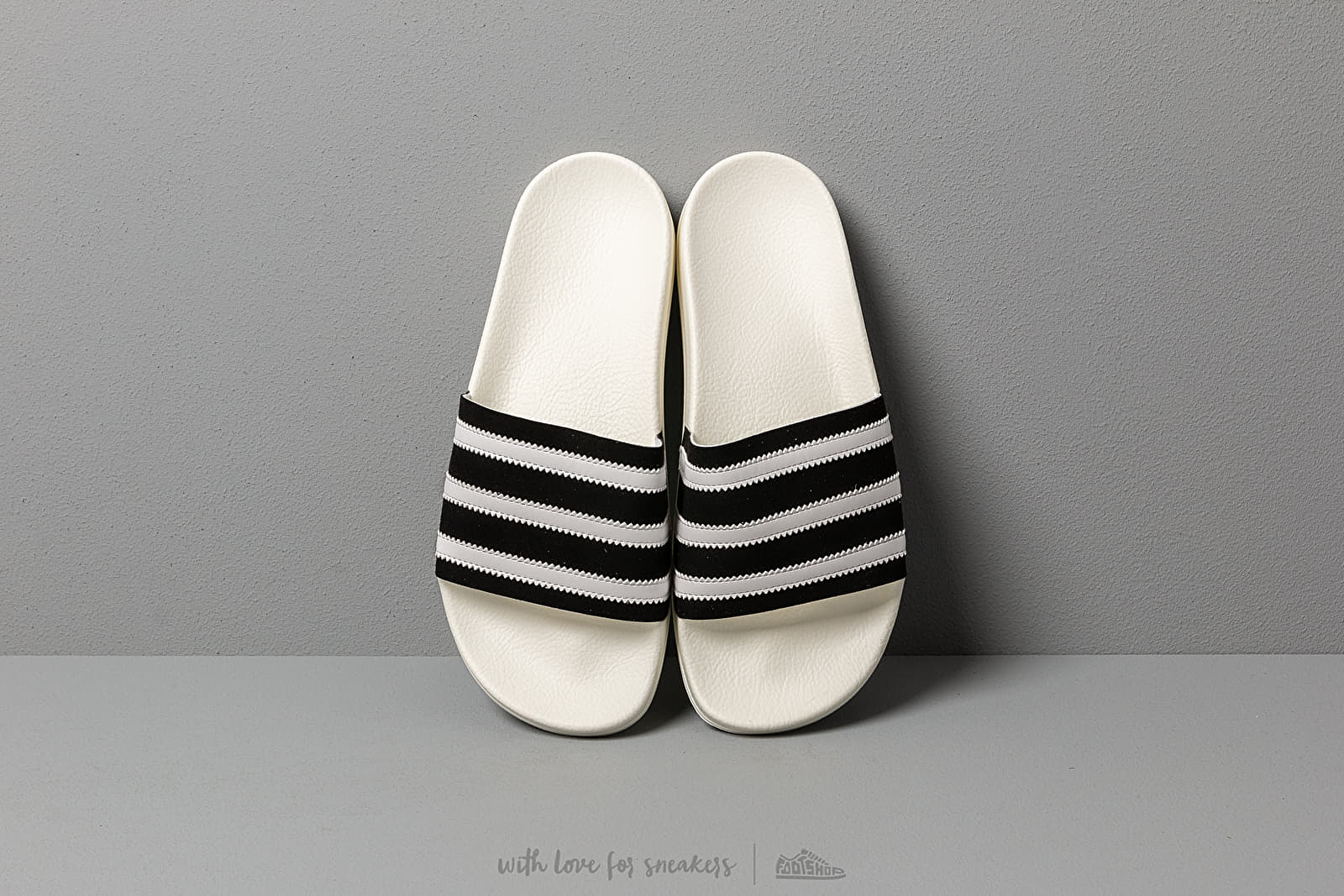 White shoes White/ Men\'s | Footshop Black/ Ftw Off adidas Core Adilette