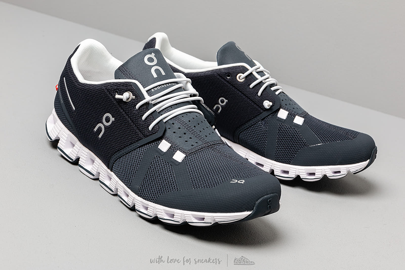 On running cloud navy white hot sale