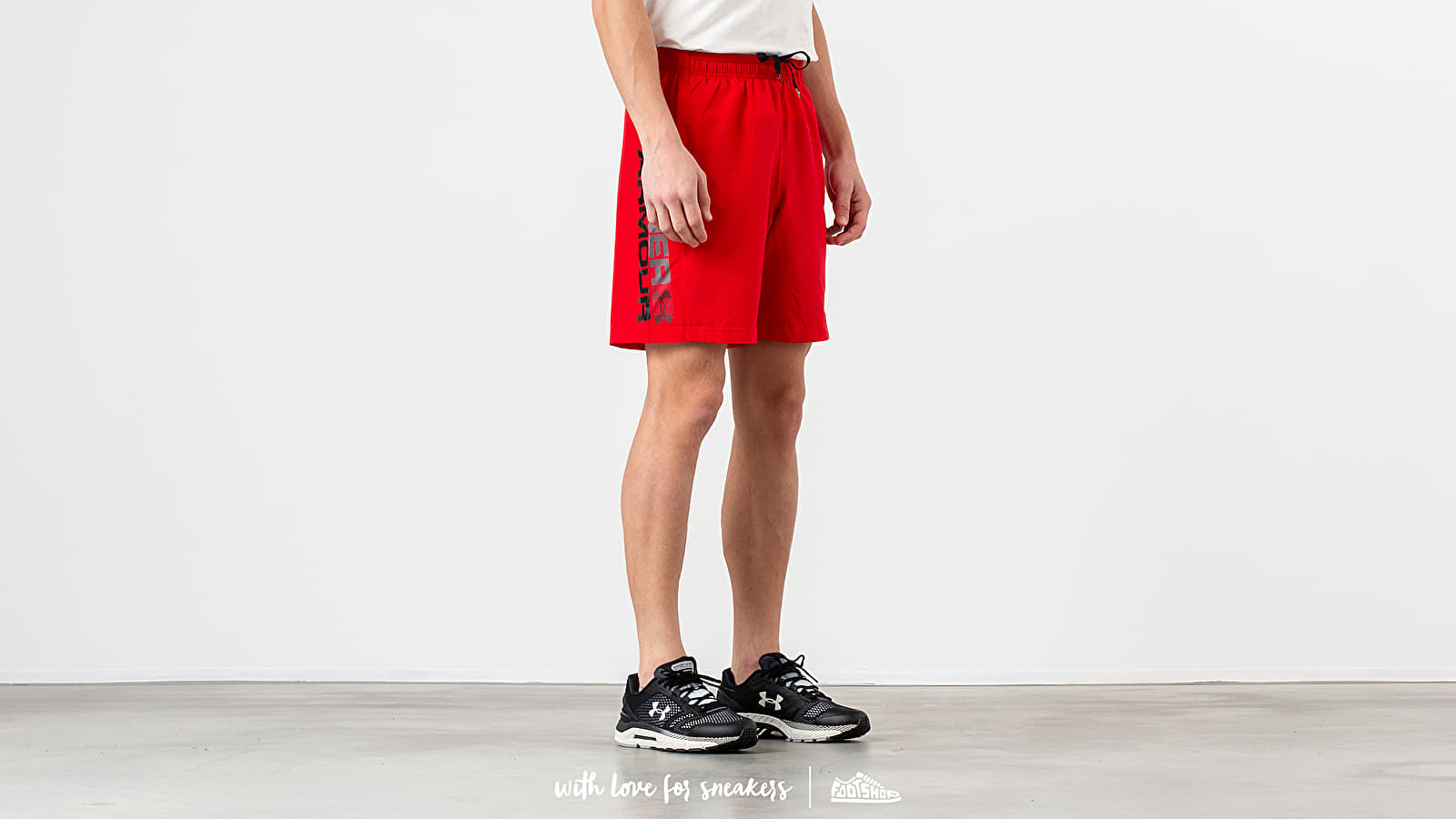 Shorts Under Armour Woven Graphic Wordmark Shorts Red/ Black