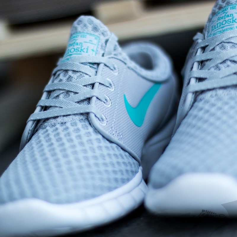 Men s shoes Nike Stefan Janoski Max Wolf Grey Light Retro White Footshop