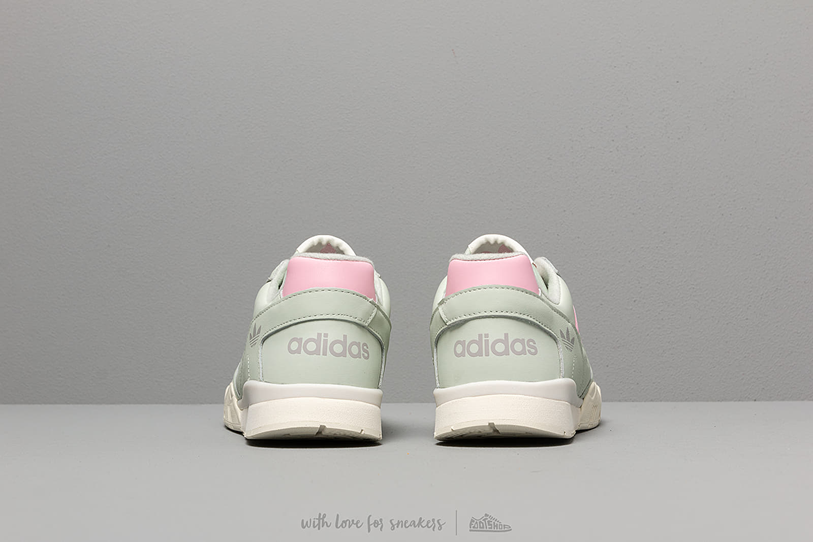 Adidas ar shop trainer green