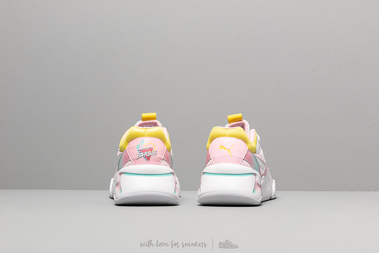Sko til kvinder Puma x Barbie Nova Wmns Puma White/ Orchid Pink