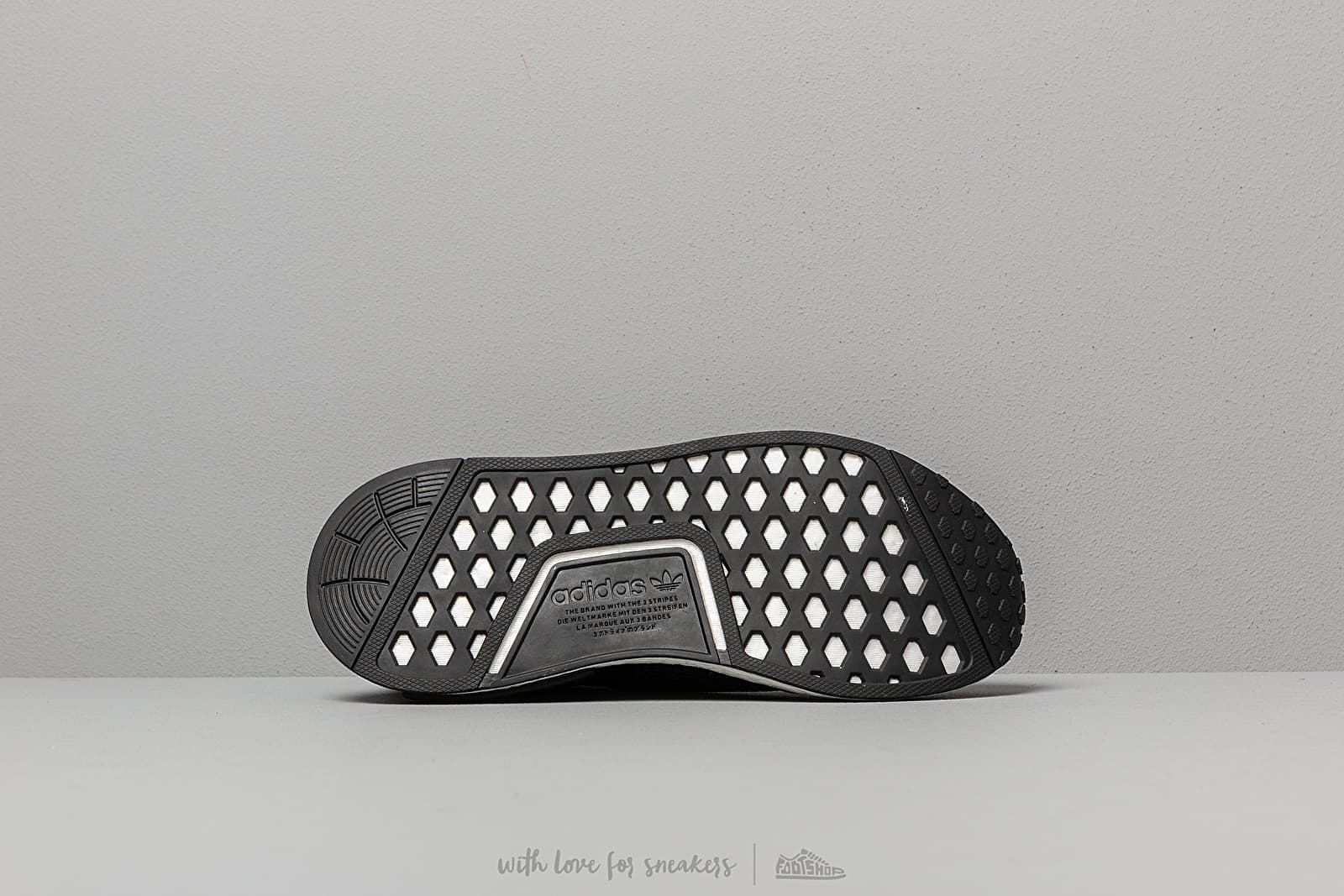 Γυναικεία παπούτσια adidas NMD_CS1 PK W Core Black/ Carbon/ Active Purple