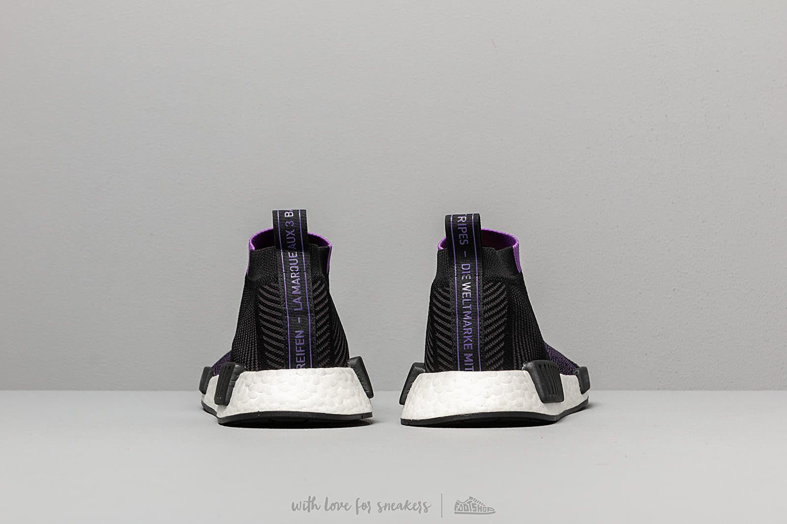Γυναικεία παπούτσια adidas NMD_CS1 PK W Core Black/ Carbon/ Active Purple