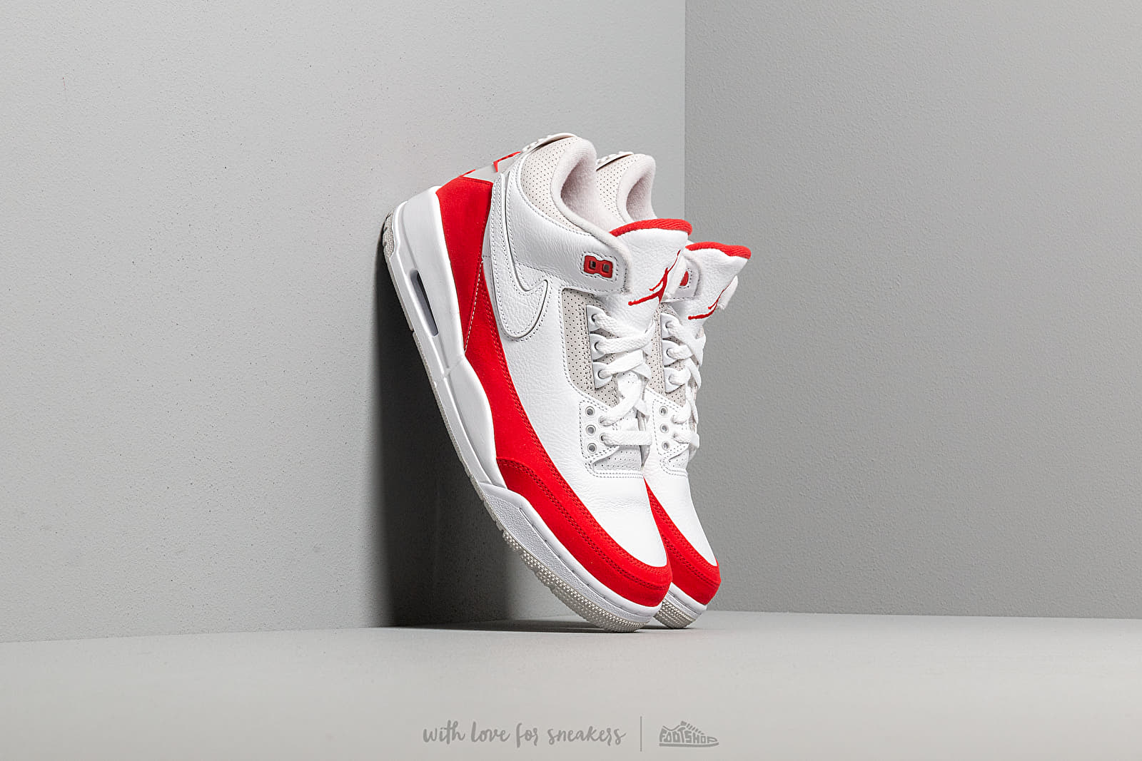 Jordan tinker red top