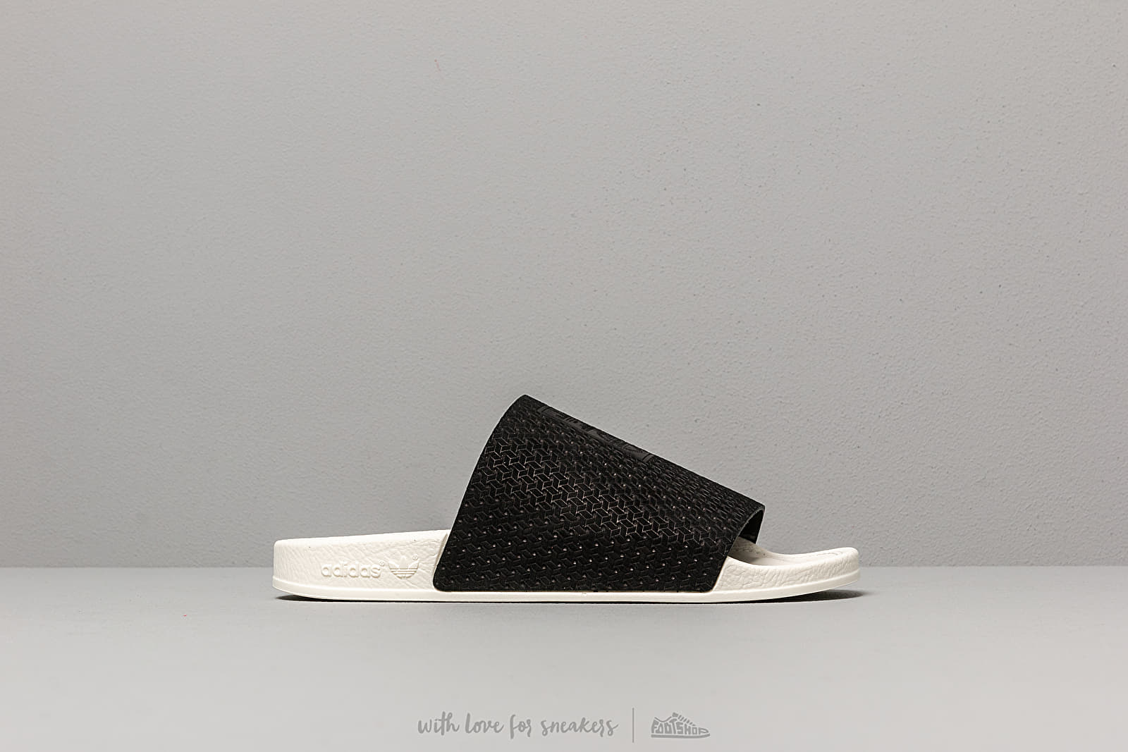 Adilette lux deals