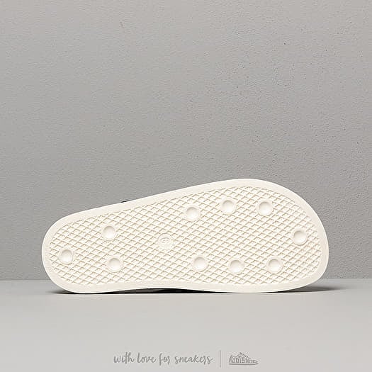 Adilette luxe w store