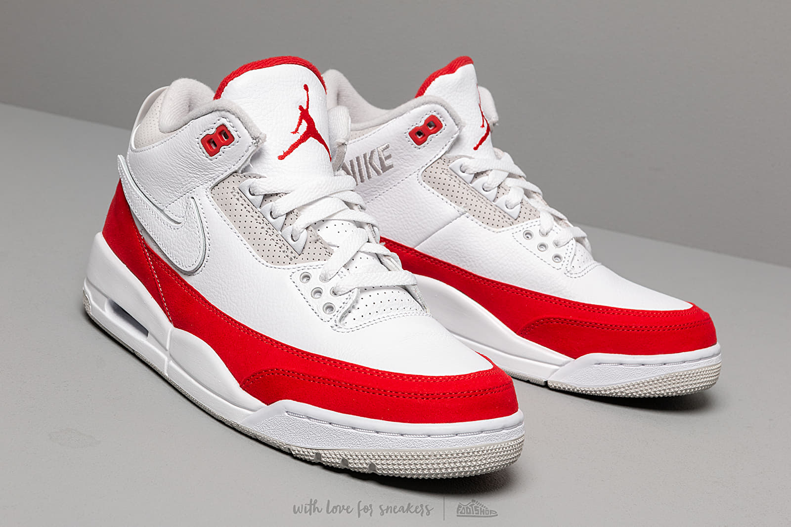 Jordan 3 retro tinker white university red top