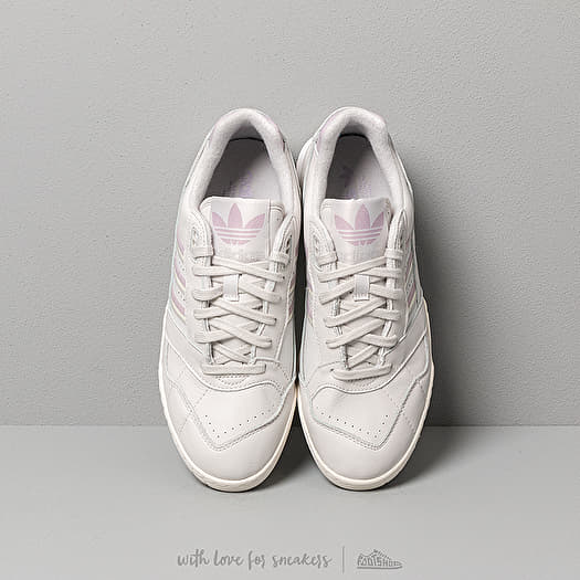 adidas A.R. Trainer W