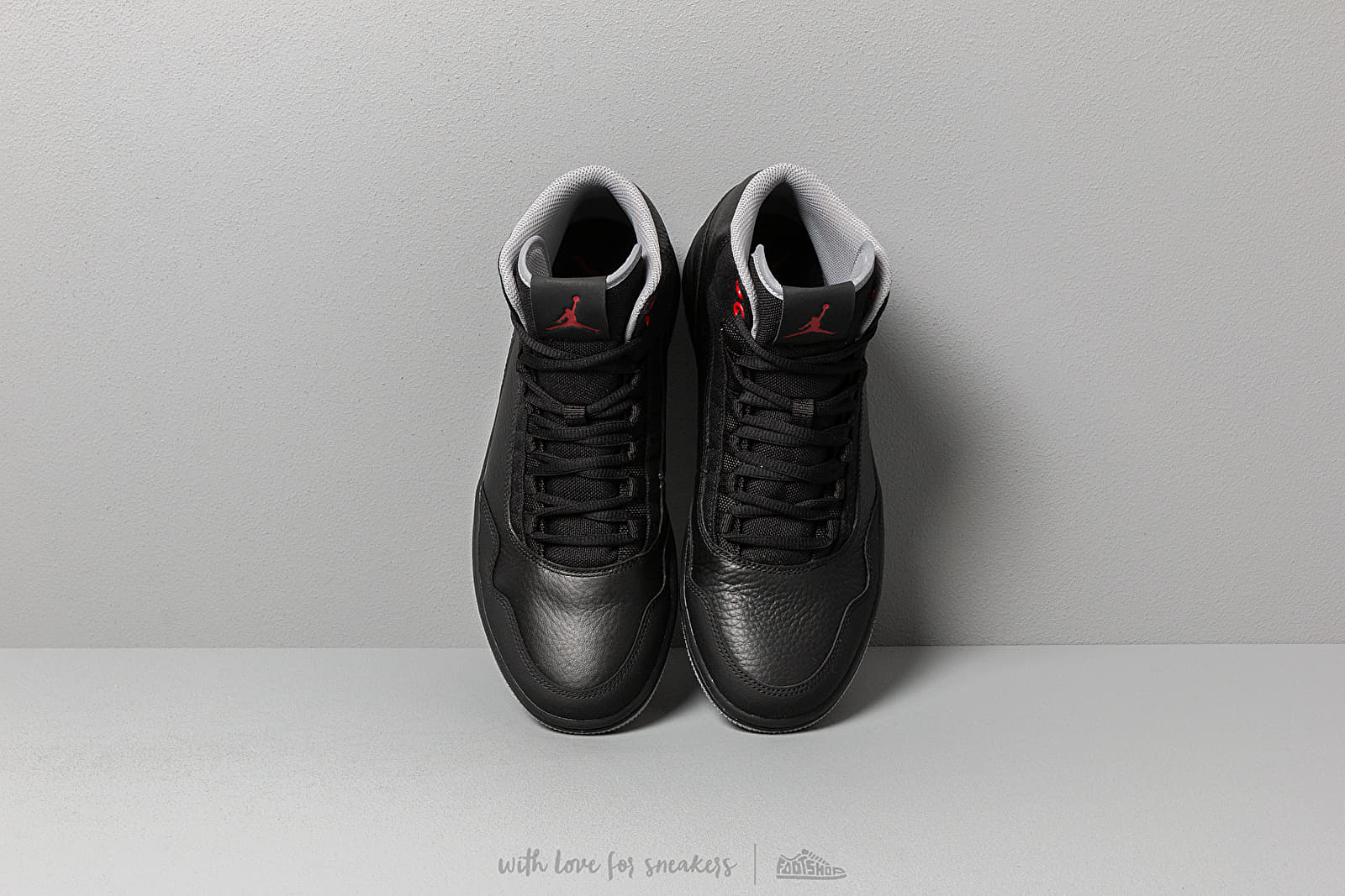 Scarpe jordan executive store