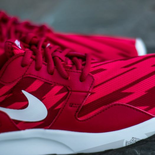 Nike deals kaishi red