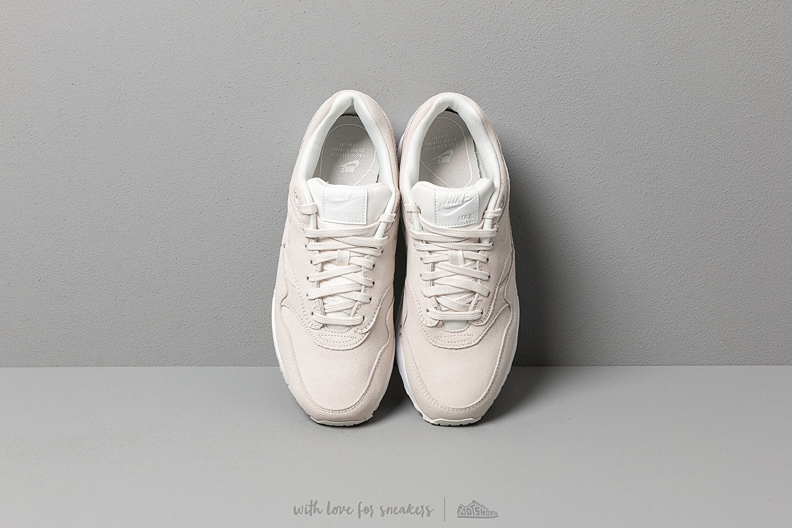 Női cipők Nike Wmns Air Max 1 Premium Summit White/ Summit White-Summit White