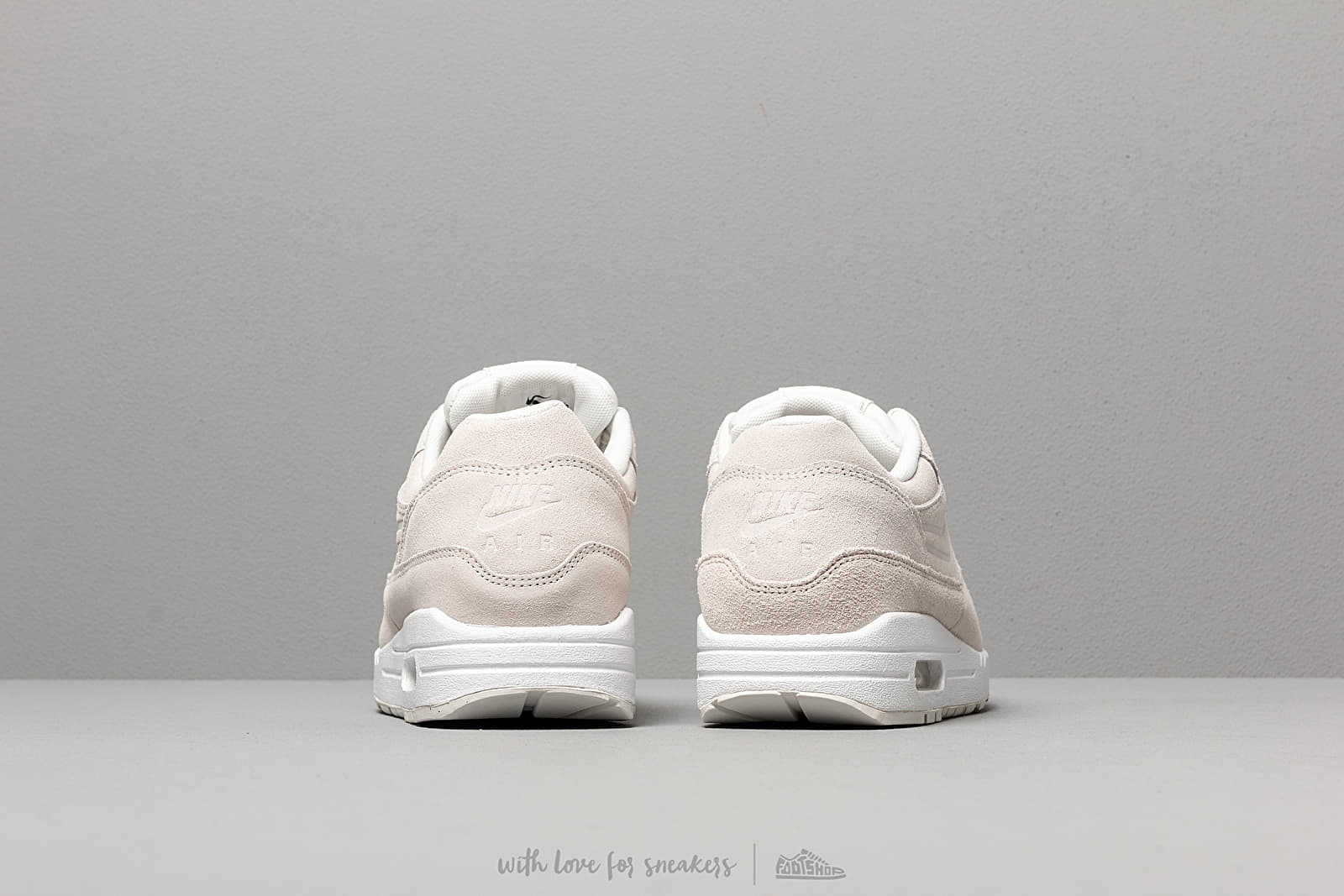 Női cipők Nike Wmns Air Max 1 Premium Summit White/ Summit White-Summit White