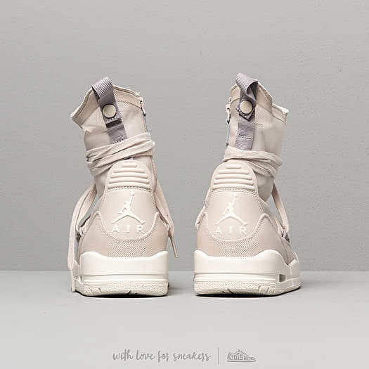 Women s shoes Air Jordan W 3 Retro Exp Lite XX Desert Sand Pale Ivory Pale Ivory Footshop