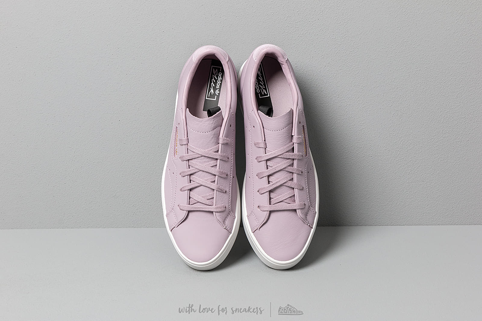 Women's adidas originals hotsell sleek casual shoes