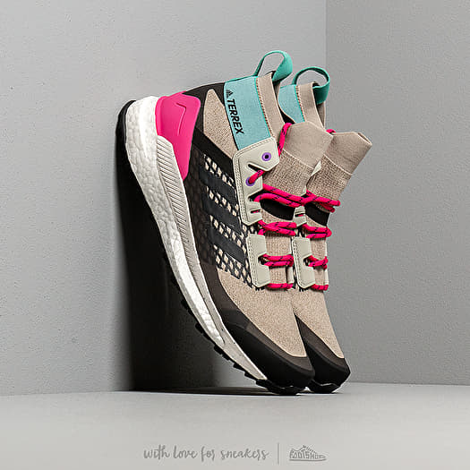 Men s shoes adidas Terrex Free Hiker Sesame Carbon Reamag Footshop
