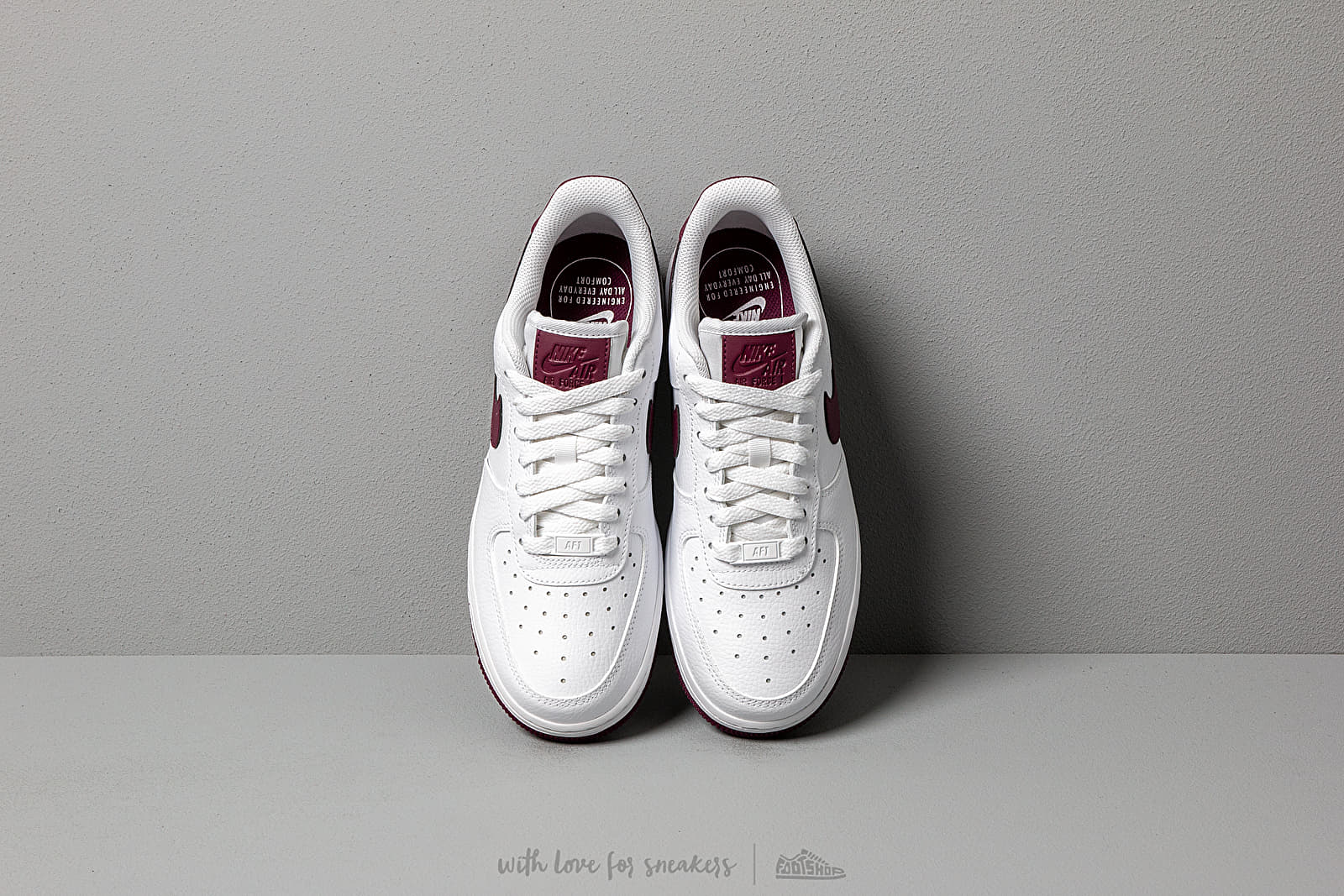 Nike air force bordeaux femme sale