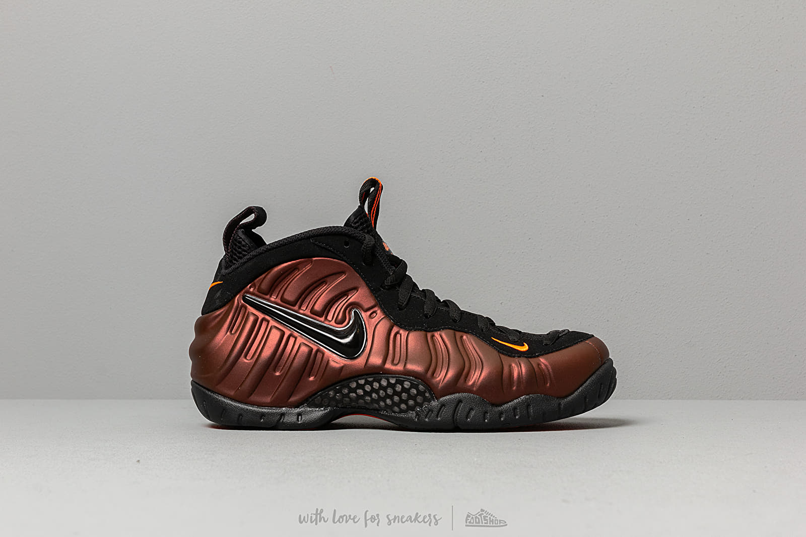 Crimson foamposite 219 outlet