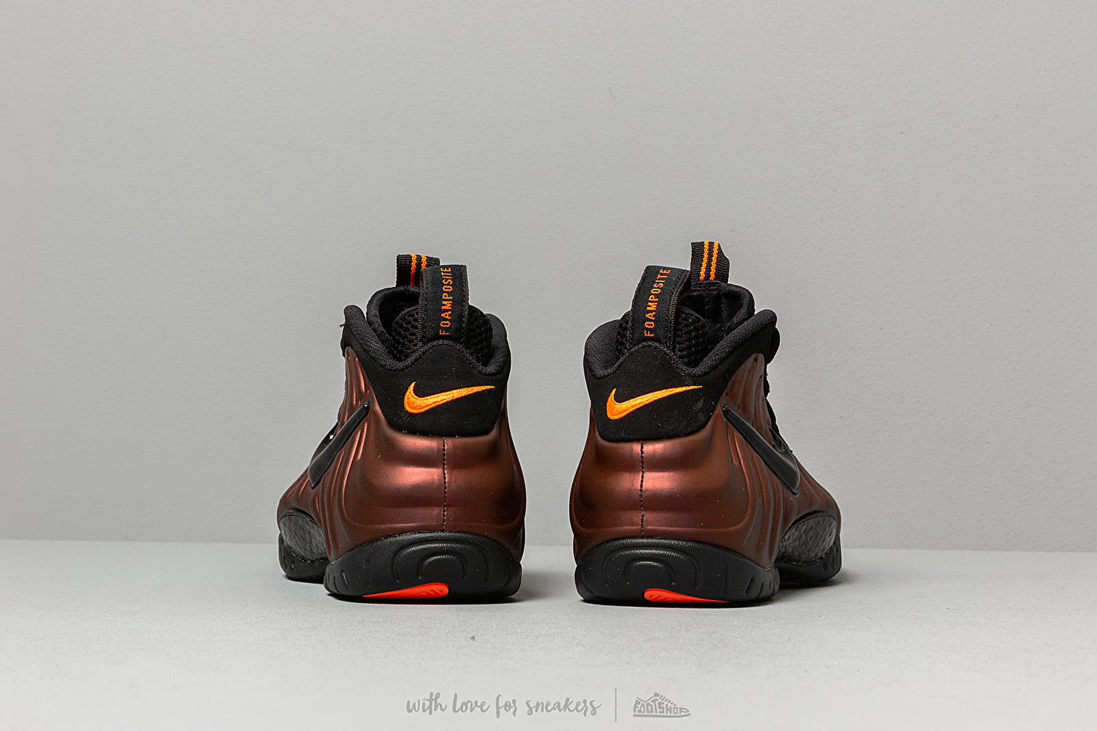 Men s shoes Nike Air Foamposite Pro Hyper Crimson Black Footshop