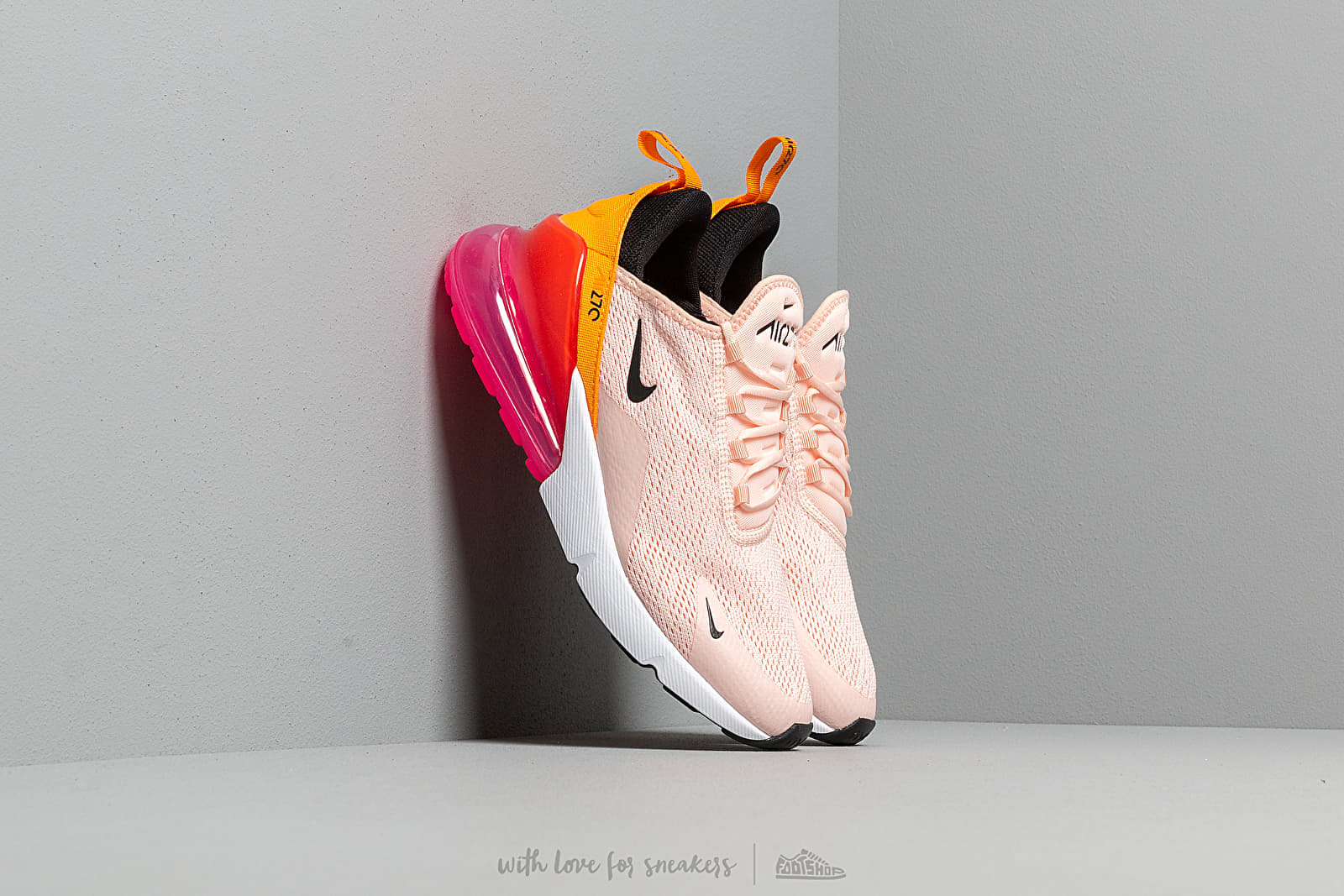 Nike W Air Max 270