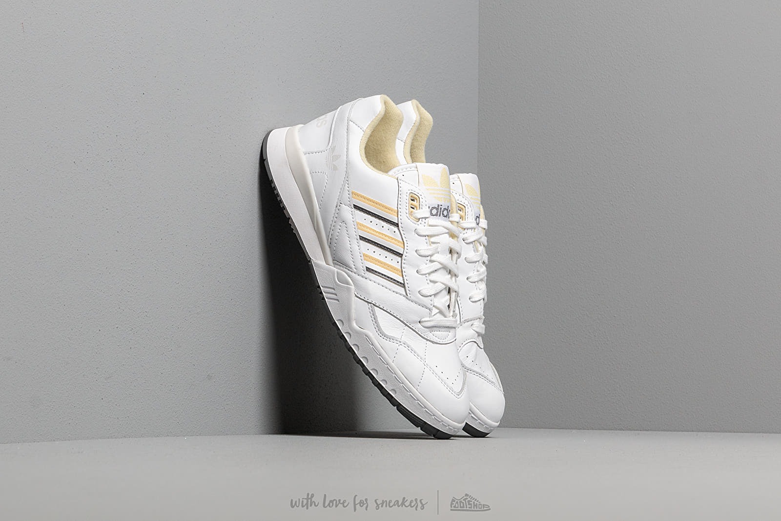 Adidas originals white and yellow a-i-r sneakers outlet