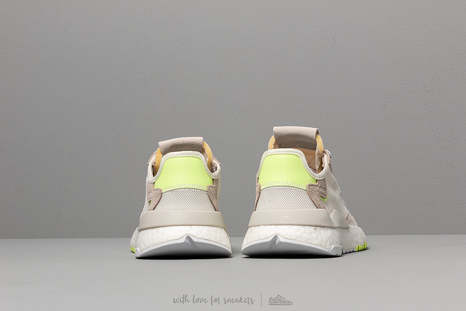 Adidas nite jogger off white yellow clearance
