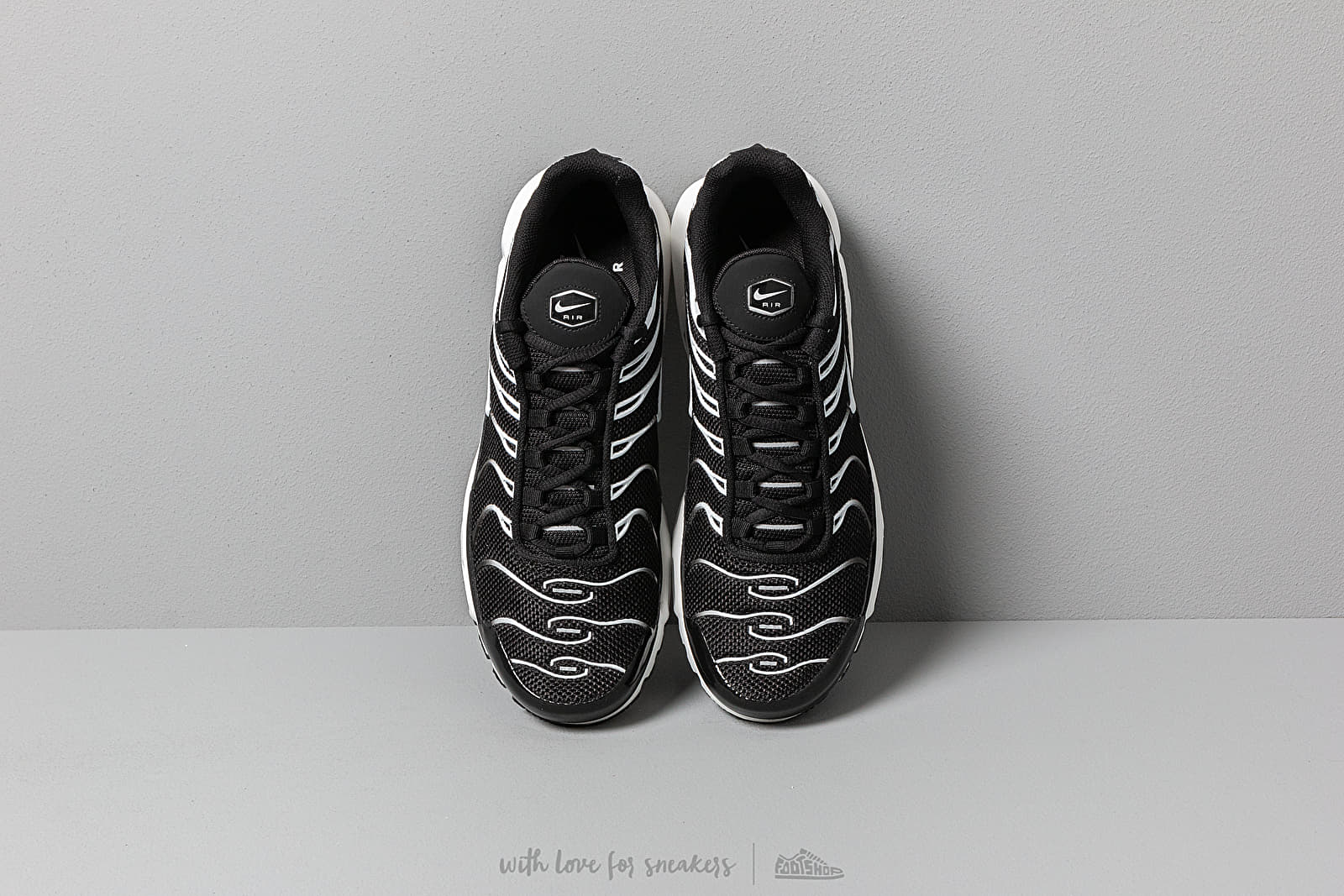 Vyriška avalynė Nike Air Max Plus Black/ White-Black