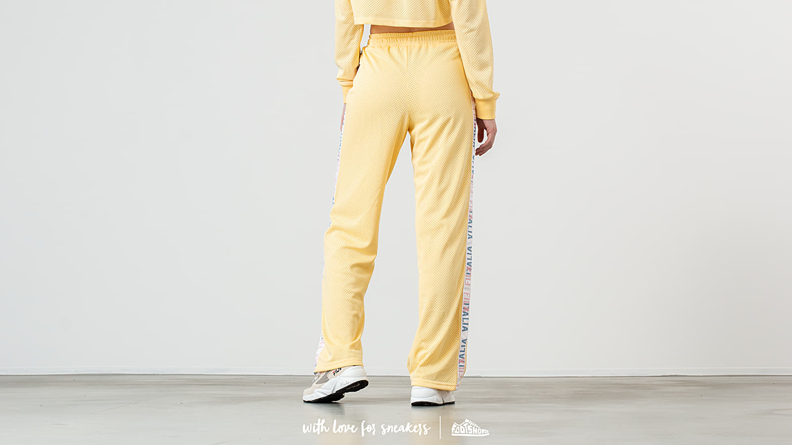 Nohavice FILA Adora Mesh Pants Pale Banana