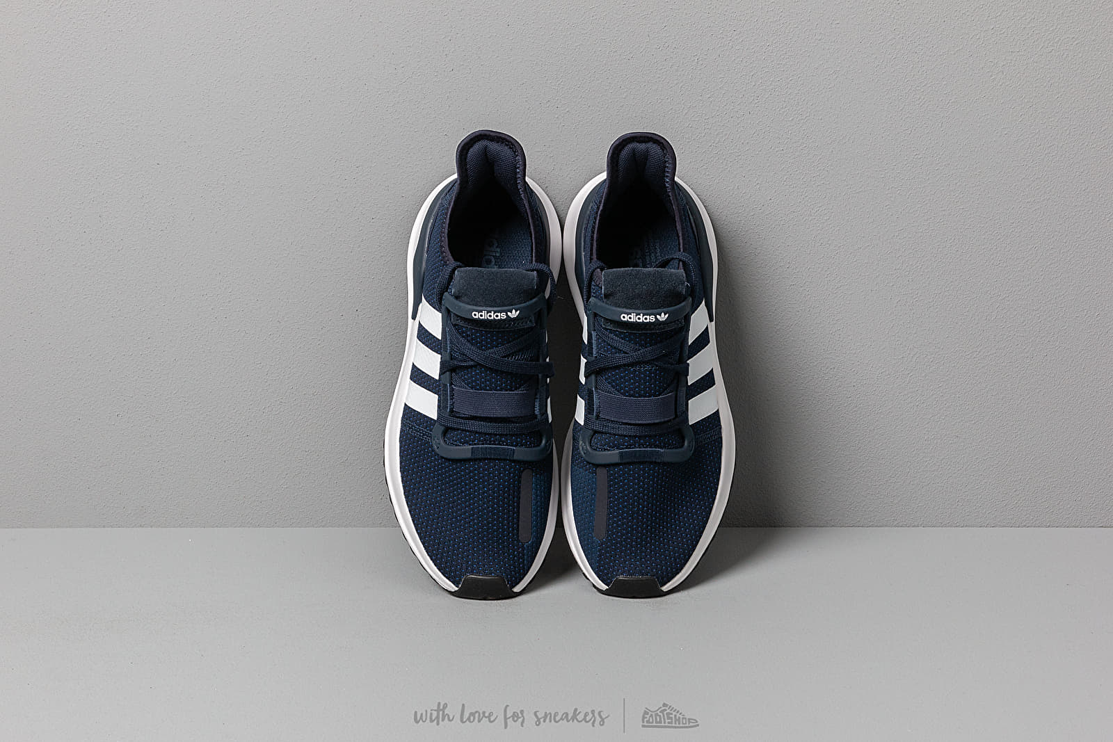 Adidas originals u path x navy 2025