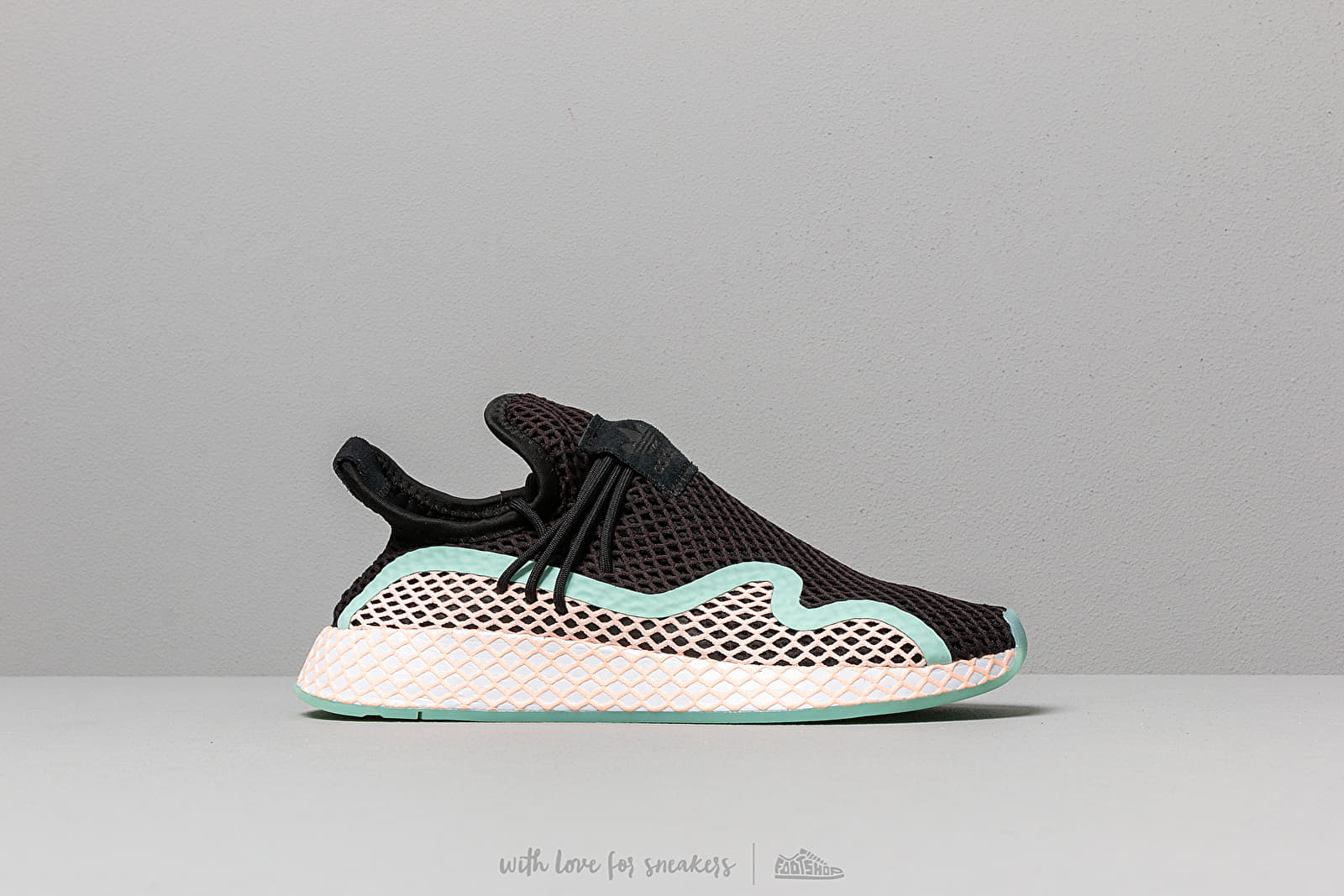 Adidas deerupt store s core black