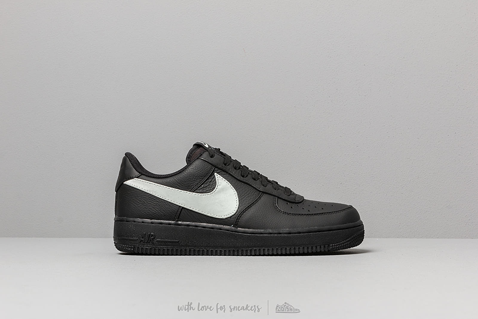 Men s shoes Nike Air Force 1 07 Premium Black Barely Grey Footshop