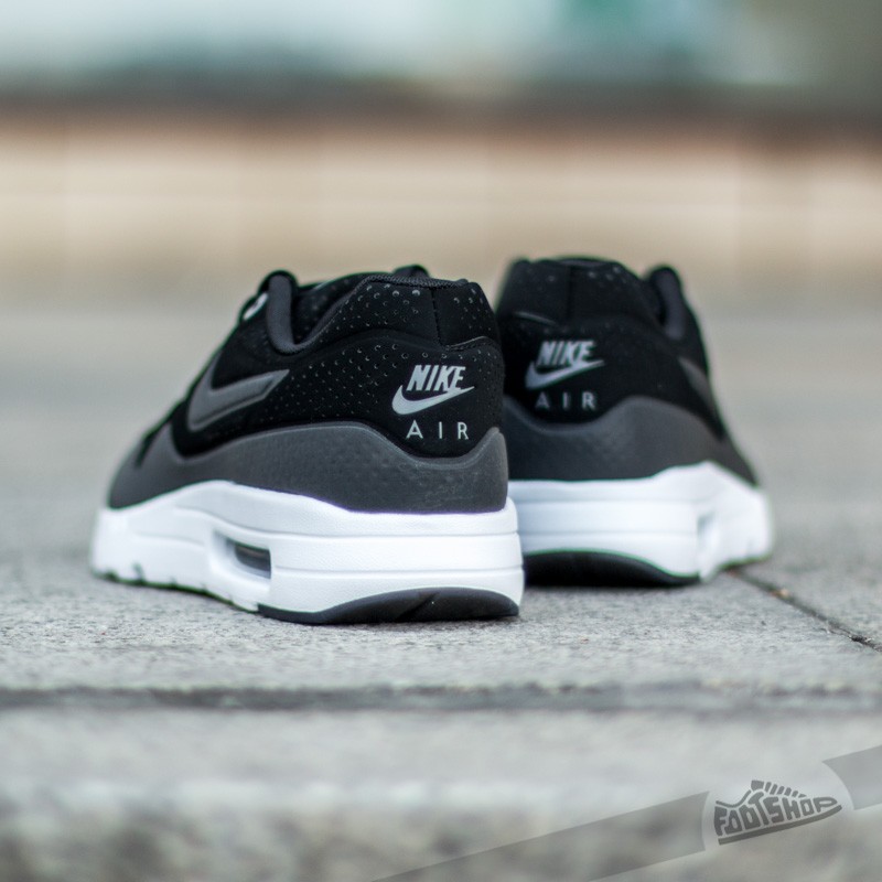 Chaussures et baskets homme Nike Air Max 1 Ultra Moire Black/Black-Dark Grey-White