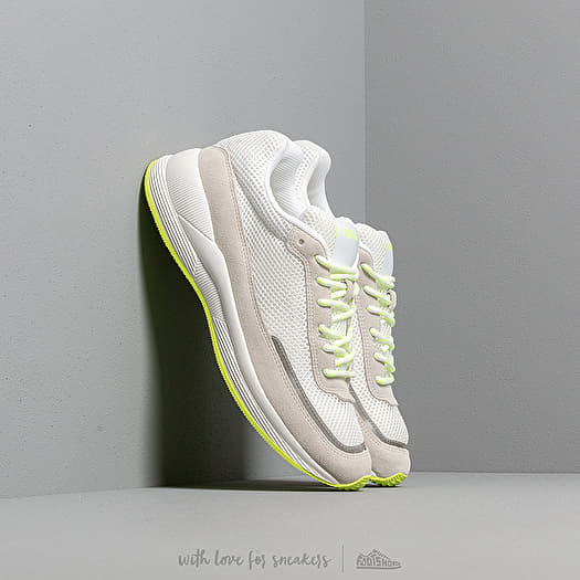 Men s shoes A.P.C. Running Homme Jaune Fluo Footshop