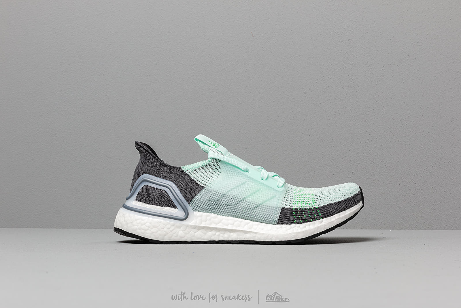 Ultra boost store 19 mint green