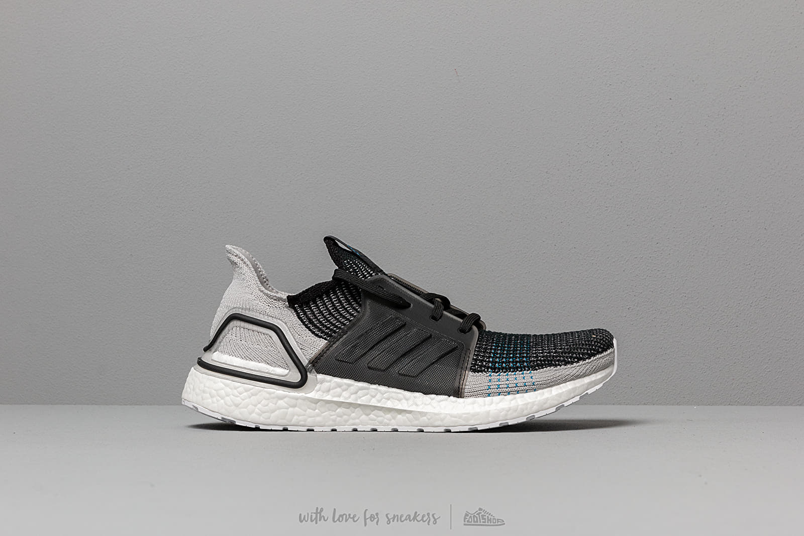 Adidas men's ultraboost 19 running shoes black/grey/shock cyan store