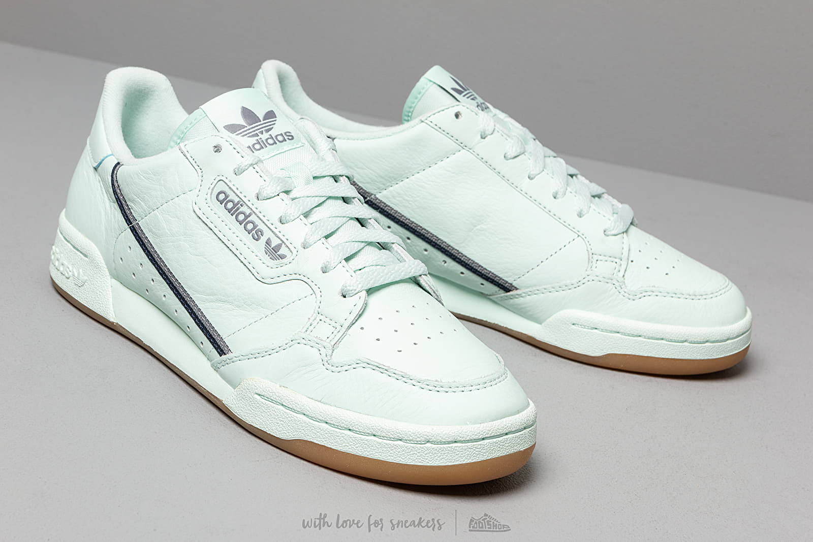 adidas Continental 80