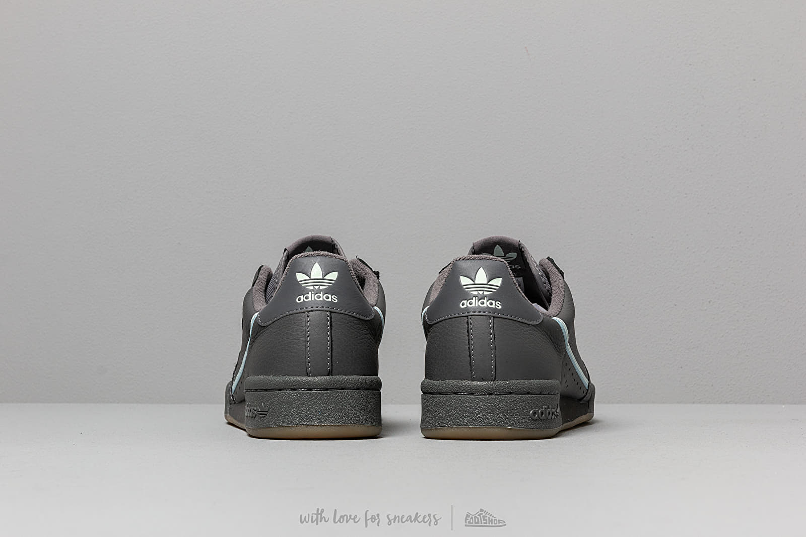 Continental 80 outlet ash grey