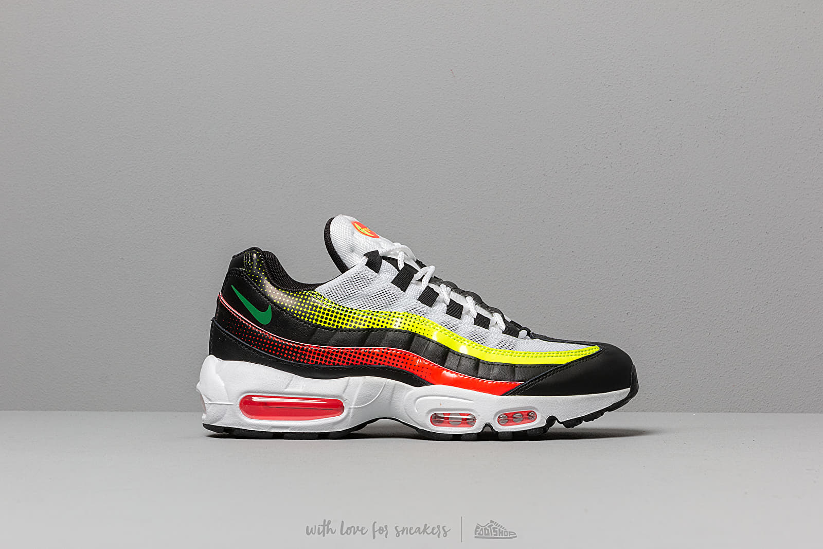 Men s shoes Nike Air Max 95 Se Black Aloe Verde Bright Crimson