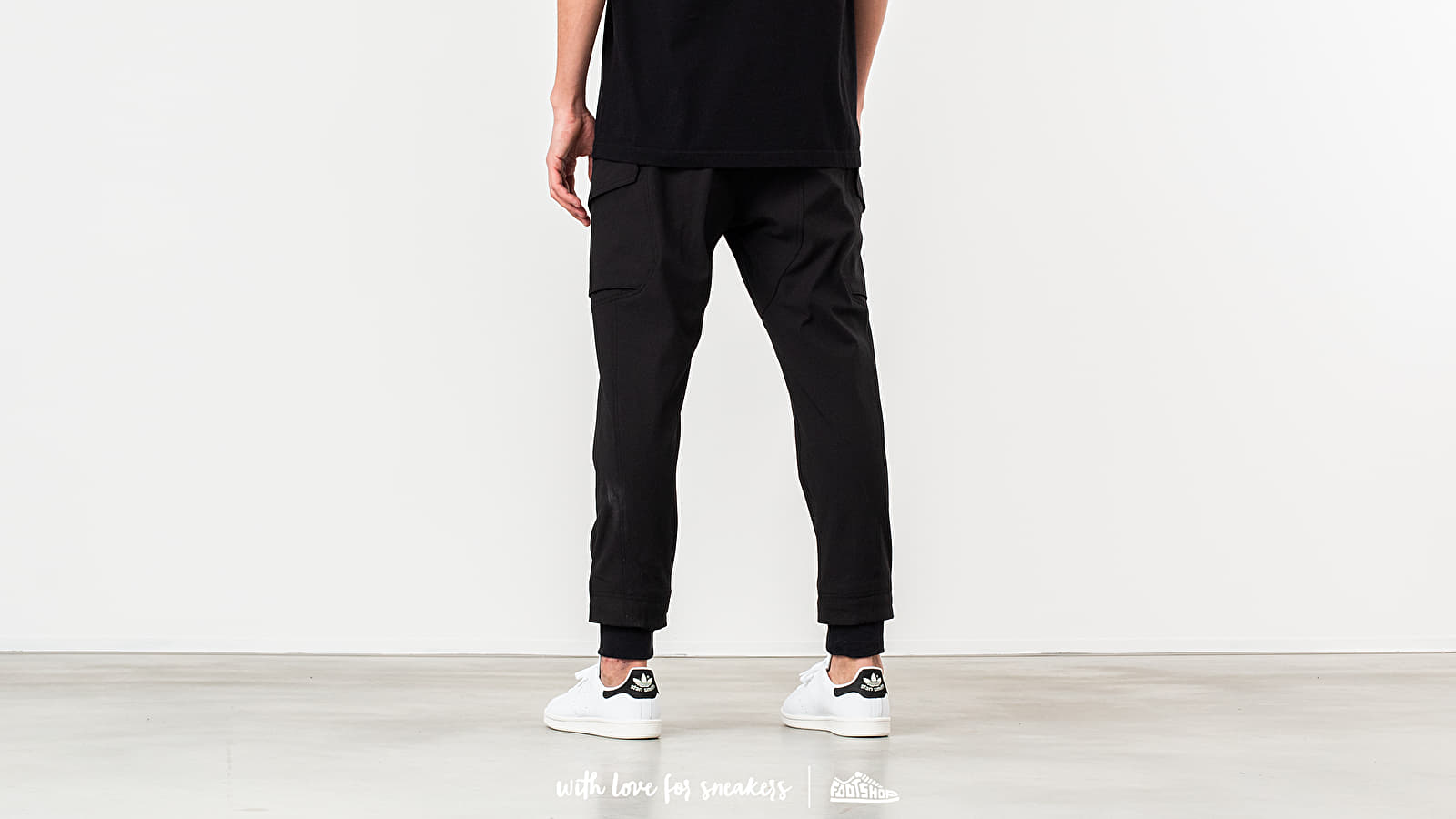 Traperice i hlače White Mountaineering Military Pants Black