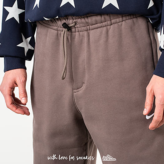 nike nrg premium essential fleece pant brown