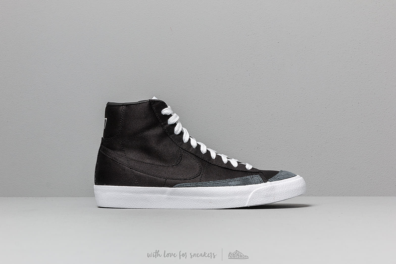 Men s shoes Nike Blazer MID 77 Vintage WE Black Black Black