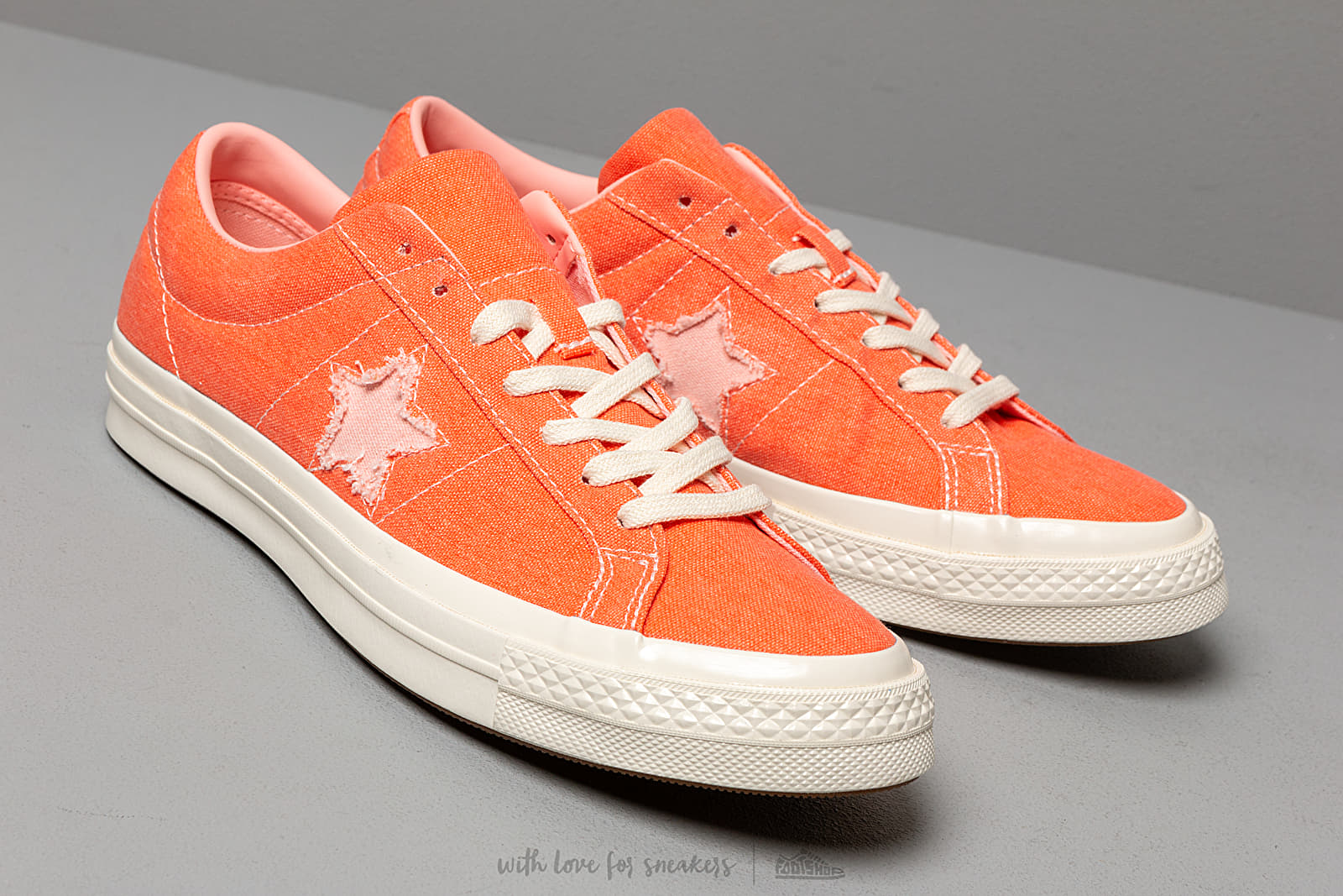 Converse one on sale star orange
